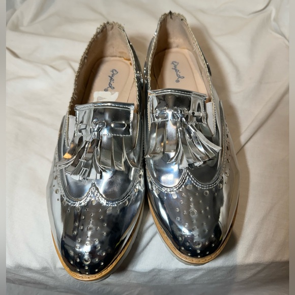 Qupid Tassle Loafers, lug sole womens shoes - Picture 7 of 8